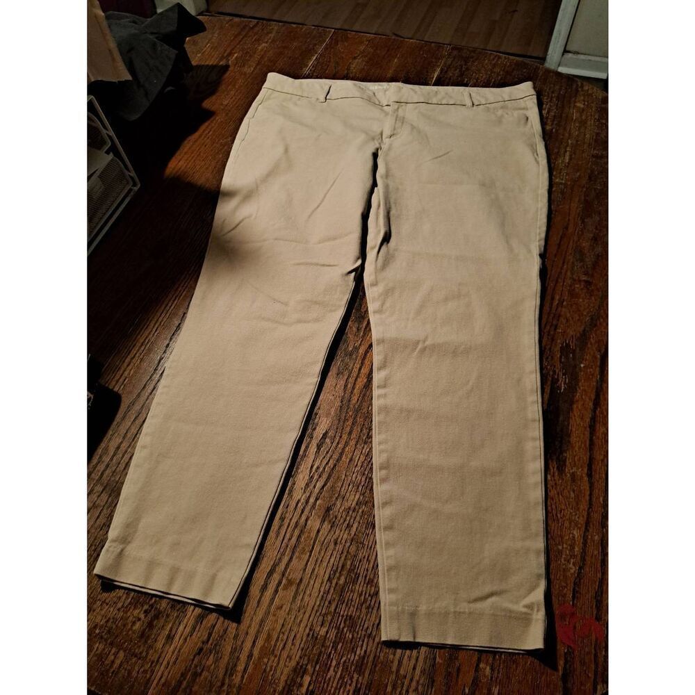 Old Navy Pixie Women's 18 MidRise Tan Cream Capri Cropped Casual Pants Pockets